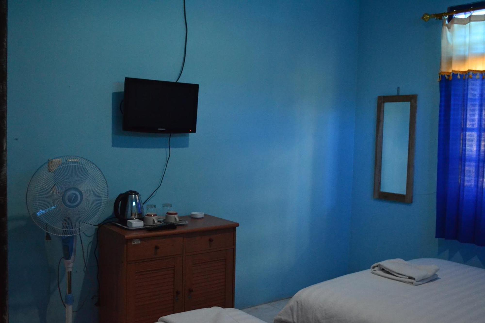 The New Orlinds Guest House Wonosari 객실 사진